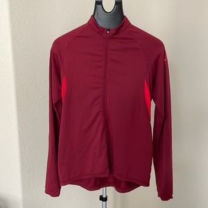 Women Nike sport jacket, sphere dry, size large, 3 pockets at the back side